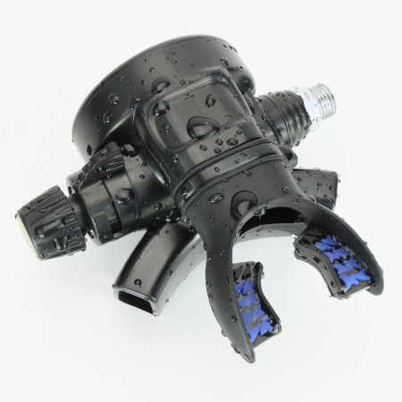 Загубник анатомический Aquatec (черный силикон; синий)